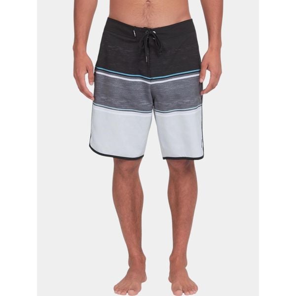 Szorty plażowe męskie O'Neill Lennox Scallop 19". Czarne kąpielówki męskie O'Neill, l, bez wzorów, do pływania. Za 299.00 zł.