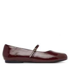 Baleriny Clarks. Czerwone baleriny damskie Clarks, bez wzorów, bez obcasa. Za 319.99 zł.