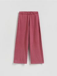 Spodnie dresowe z bawełną - jasnofioletowy. Fioletowe spodnie dresowe damskie Reserved, l, bez wzorów, z bawełny. Za 99.99 zł.