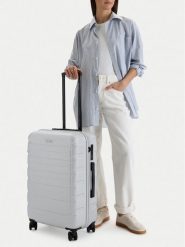 GINO ROSSI Walizka średnia CEO-GIN-M-003-05-SILVER2 Srebrny. Szare torebki do ręki damskie Gino Rossi, bez wzorów, z tworzywa sztucznego, średnie. Za 279.99 zł.