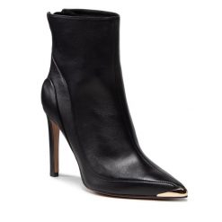 Botki Baldowski. Czarne botki damskie Baldowski, bez obcasa, na szpilce, bez zapięcia. Za 579.99 zł.