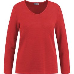 Koszulka w kolorze czerwonym. T-shirty damskie marki Samoon. W wyprzedaży za 159.95 zł.
