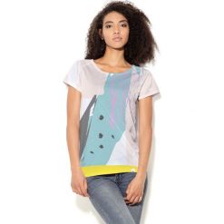 Colour Pleasure Koszulka damska CP-034 26 miętowo-żółto-biała r. XXXL-XXXXL. Bluzki damskie marki Colour Pleasure. Za 70.35 zł.