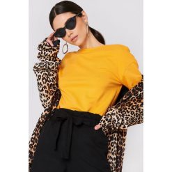 NA-KD Basic Sweter z głębokim dekoltem z tyłu - Orange. Pomarańczowe swetry damskie NA-KD Basic. Za 80.95 zł.