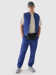 4F Spodnie casual męskie - granatowe XL. Niebieskie spodnie sportowe męskie 4f, l, bez wzorów, z bawełny. W wyprzedaży za 79.99 zł.