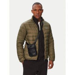 Saszetka EA7 Emporio Armani. Czarne saszetki męskie EA7 Emporio Armani, młodzieżowe, małe. Za 244.99 zł.