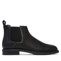 Sztyblety Tommy Hilfiger. Czarne botki męskie Tommy Hilfiger, bez wzorów, bez zapięcia. Za 649.99 zł.