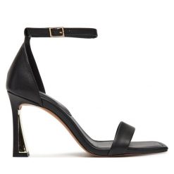 Sandały Aldo. Czarne sandały damskie Aldo, bez wzorów, bez obcasa, na słupku, bez zapięcia. Za 319.99 zł.