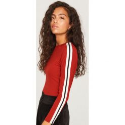 Koszulka z lampasami na rękawach - Brązowy. T-shirty damskie marki Colour Pleasure. Za 69.99 zł.
