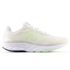 Buty męskie New Balance Fresh Foam x 520 v9 M5203TS – białe. Białe buty sportowe męskie New Balance, bez zapięcia, do biegania. Za 299.99 zł.