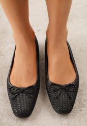 Czarne Balerinki ze Skórzaną Wkładką Ozdobione Plecionką i Kokardą Diosesi. Czarne baleriny damskie Renee, bez wzorów, z jeansu, boho, bez obcasa. Za 59.99 zł.