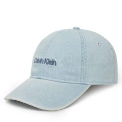 Czapka z daszkiem Calvin Klein. Niebieskie czapki i kapelusze damskie Calvin Klein, bez wzorów. Za 129.99 zł.