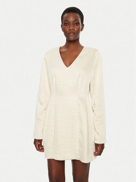 Herskind Sukienka koktajlowa Yasmin 5460185 Écru Slim Fit. Sukienki damskie Herskind, bez wzorów, z syntetyku, wizytowe, bez kołnierzyka, bez ramiączek. Za 989.99 zł.