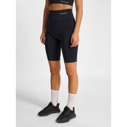 Szorty damskie Hummel hmltif cyling. Czarne obuwie sportowe damskie Hummel, bez wzorów, rowerowe. Za 144.00 zł.