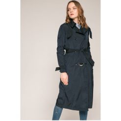 Tommy Hilfiger - Płaszcz. Kurtki damskie marki Tommy Hilfiger. W wyprzedaży za 599.90 zł.
