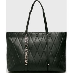 Versace Jeans - Torebka. Torby na ramię damskie marki Versace Jeans. W wyprzedaży za 539.90 zł.