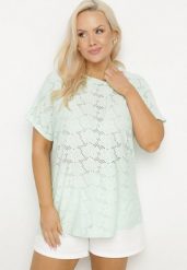 Jasnozielona Ażurowa Bluzka z Bawełną Clavienne. Zielone bluzki damskie Born2be, plus size, w ażurowe wzory, z bawełny, eleganckie, bez kołnierzyka, plus size, bez ramiączek. Za 39.99 zł.