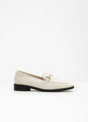 Loafersy ze sprzączką. Białe baleriny damskie bonprix, bez wzorów, bez obcasa. Za 107.99 zł.