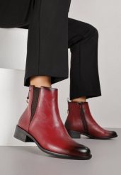 Czerwone Botki w Stylu Sztybletów z Metaliczną Aplikacją Verinette. Czerwone botki damskie Renee, z jeansu, eleganckie, bez obcasa, na płaskiej podeszwie, bez zapięcia. Za 189.99 zł.