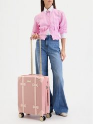 Nine West Walizka kabinowa CEO-NW-S-007-09 PINK Różowy. Czerwone torebki do ręki damskie Nine West, bez wzorów, z tworzywa sztucznego, bez dodatków. Za 299.99 zł.