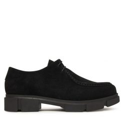Półbuty Guess. Czarne półbuty na co dzień męskie Guess, bez zapięcia. Za 539.99 zł.