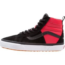 Vans UA SK8HI 46 MTE DX Tenisówki i Trampki wysokie black/red. Trampki męskie Vans, z materiału. W wyprzedaży za 391.20 zł.