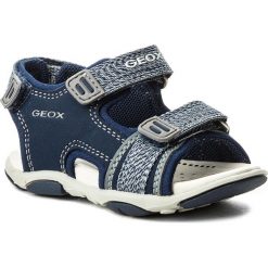 Sandały GEOX - B Sand.Agasim B. D B821AD 05015 C0661 M Navy/Grey. Sandały chłopięce marki Geox. W wyprzedaży za 159.00 zł.
