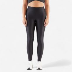 Legginsy do biegania damskie Kiprun Run 100. Czarne legginsy damskie KALENJI, s, bez wzorów, z elastanu, do biegania. Za 59.99 zł.