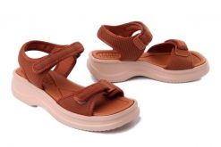 Azaleia 18451 Vera Therapy PAP AD BV618 brown/beige, sandały damskie. Brązowe sandały damskie Azaleia, bez wzorów, bez obcasa, bez zapięcia. Za 159.92 zł.