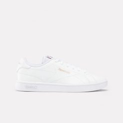 Buty sportowe damskie Reebok Court Clean sneakersy białe (100074383). Białe obuwie sportowe damskie Reebok, bez wzorów, z gumy, tenisowe. Za 189.00 zł.