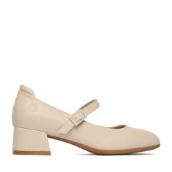 Czółenka Go Soft. Brązowe czółenka damskie GO SOFT, bez wzorów, bez obcasa, bez zapięcia. Za 129.99 zł.