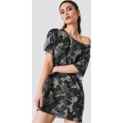 NA-KD Sukienka T-shirt moro - Green. Sukienki damskie marki NA-KD. W wyprzedaży za 24.28 zł.