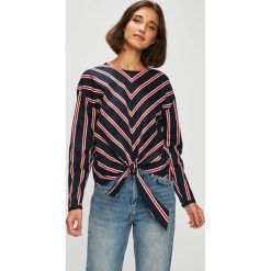 Tommy Hilfiger - Bluzka. Bluzki damskie marki Tommy Hilfiger. W wyprzedaży za 179.90 zł.