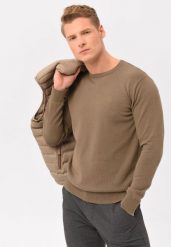 Lekki sweter S-RADO. Brązowe swetry przez głowę męskie Volcano, l, bez wzorów, z bawełny, bez kołnierzyka. Za 139.99 zł.