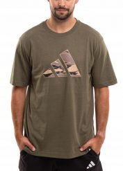 Koszulka męska adidas Camo Logo Graphic. Zielone koszulki sportowe męskie Adidas, m, bez wzorów, z bawełny, bez kołnierzyka, bez ramiączek, na fitness i siłownię. Za 91.99 zł.