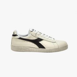 Sneakers Diadora Game Low Waxed Black. Czarne buty sportowe męskie Diadora, bez zapięcia. Za 422.96 zł.