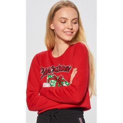 Świąteczna bluza - Czerwony. Czerwone bluzy damskie Cropp. Za 49.99 zł.