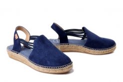 TONI PONS NURIA navy, sandały damskie. Niebieskie sandały damskie Toni Pons, bez wzorów, bez obcasa, bez zapięcia. Za 299.90 zł.