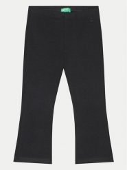 United Colors Of Benetton Legginsy 3DKEGF028 Czarny Flare Fit. Czarne legginsy dla dziewczynek United Colors Of Benetton, bez wzorów, z bawełny. Za 39.99 zł.