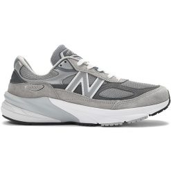Buty damskie New Balance W990GL6 – szare. Szare obuwie sportowe damskie New Balance, bez wzorów, z gumy. Za 1,099.99 zł.
