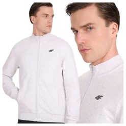 Bluza bejsbolówka bomberka męska 4F 4FWMM00TSWSM1463. Szare bluzy męskie 4f, m, bez wzorów, z bawełny, bez kaptura. Za 99.99 zł.