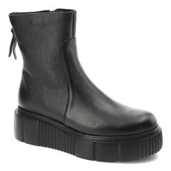 Czarne Botki Armodo Modne Obuwie Damskie. Czarne kozaki damskie Armodo, z materiału, bez obcasa. Za 369.00 zł.