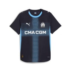 Męska autentyczna koszulka wyjazdowa Olympique Marsylia 25/26 PUMA. Niebieskie koszulki sportowe męskie Puma, m, bez wzorów, bez kołnierzyka, bez ramiączek, do piłki nożnej. Za 659.00 zł.