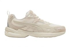 Buty Damskie Puma Milenio Lekkie Sportowe Wygodne. Brązowe obuwie sportowe damskie Puma, bez wzorów, z materiału, trekkingowe. Za 319.00 zł.