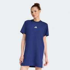 Sukienka Essentials 3-Stripes Tee. Białe sukienki damskie Adidas, xl, bez wzorów, eleganckie, bez kołnierzyka, bez ramiączek, sportowe. Za 179.00 zł.