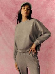 4F Bluza dresowa regular bez kaptura damska - szara S. Szare bluzy damskie 4f, s, bez wzorów, z dresówki, bez kaptura. Za 159.99 zł.