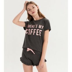 Dwuczęściowa piżama z napisem - Szary. Szare piżamy damskie Sinsay, z napisami. Za 39.99 zł.
