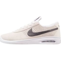 Nike SB BRUIN MAX VAPOR Tenisówki i Trampki summit white/black/white. Trampki i tenisówki damskie marki Nike SB. W wyprzedaży za 440.10 zł.