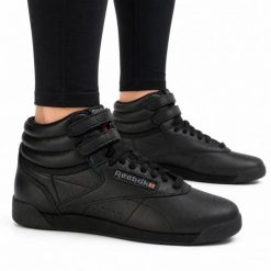 Buty damskie sneakersy sportowe Reebok SS-F/S HI. Czarne obuwie sportowe damskie Reebok, bez wzorów, z jeansu, trekkingowe. Za 259.00 zł.