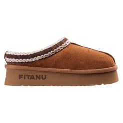 Buty Fitanu Nuuk 92800622228 brązowe. Brązowe kapcie damskie bez wzorów, z materiału. Za 473.65 zł.